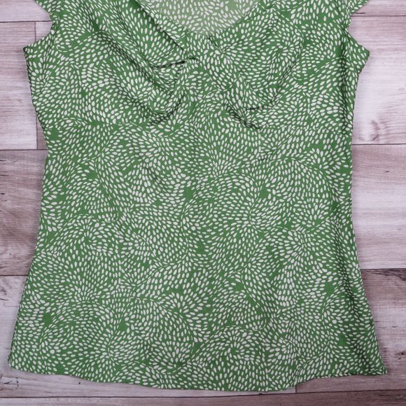 LOFT* Ann Taylor Women's Sleeveless V-Neck Front Knot Blouse Size 8 Green/White - Picture 2 of 11